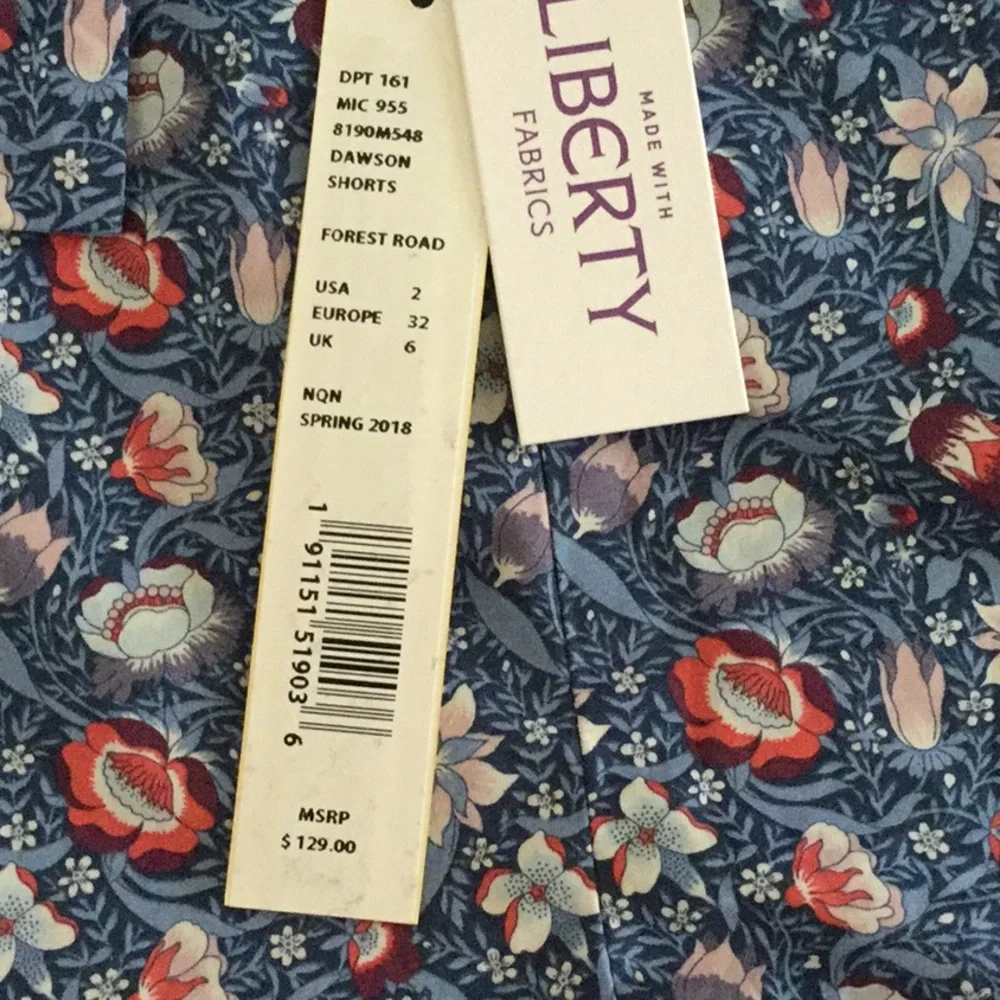 Antonio Melani Women's Shorts, Waist Tie Blue Floral Multicolor Size: 2 - Picture 5 of 5